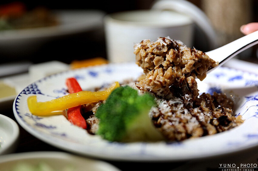 南投縣埔里鎮IG夯爆!超好拍立體車站彩繪牆、塗鴉休憩區 蔬食套餐、下午茶|無所從來蔬食文創館(埔里必吃蔬食餐廳)