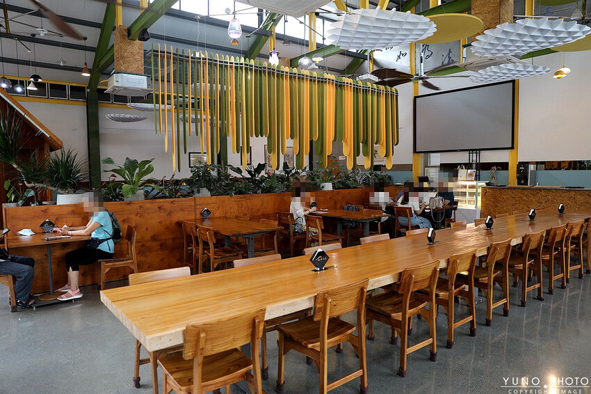 南投縣埔里鎮IG夯爆!超好拍立體車站彩繪牆、塗鴉休憩區 蔬食套餐、下午茶|無所從來蔬食文創館(埔里必吃蔬食餐廳)