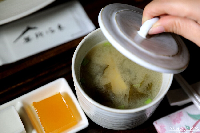 南投縣埔里鎮IG夯爆!超好拍立體車站彩繪牆、塗鴉休憩區 蔬食套餐、下午茶|無所從來蔬食文創館(埔里必吃蔬食餐廳)