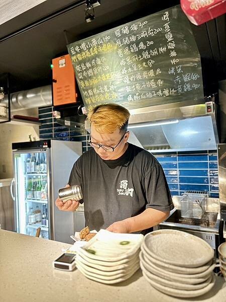 新北市中和區[中和美食] 獨酌小料理俱樂部 日式居酒屋清酒吧小酒館 心醉男女秘密基地！#中和景安站美食 @蛋寶趴趴go