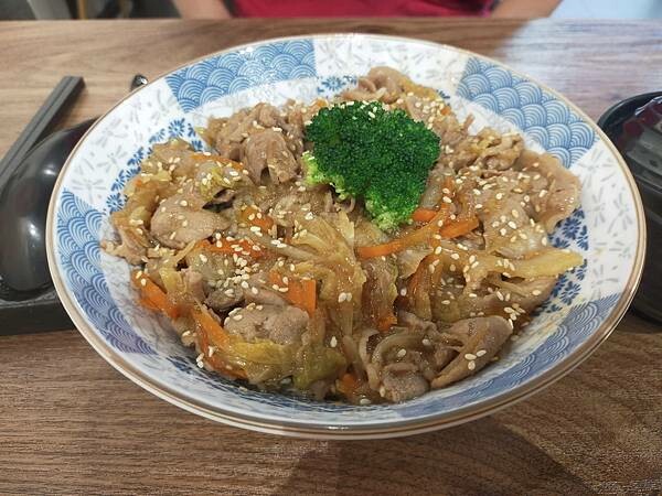 新北鶯歌323和食料理~陳漢師大廚在這為您服務~現點現做~