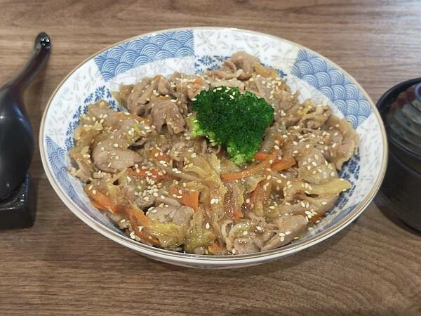 新北鶯歌323和食料理~陳漢師大廚在這為您服務~現點現做~