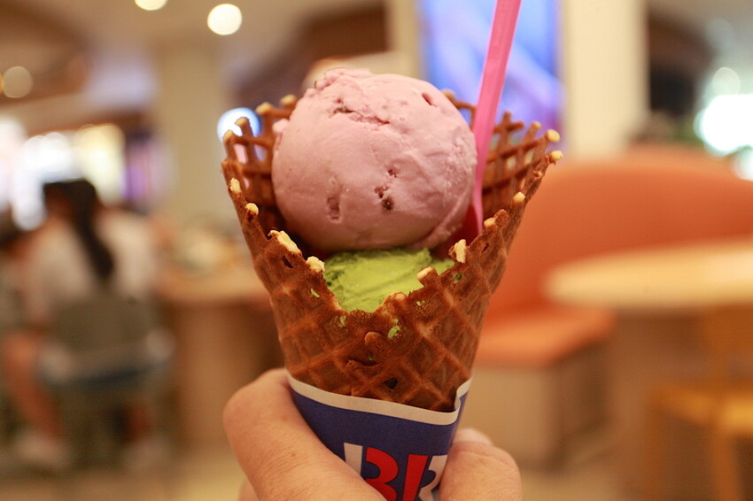 高雄市前鎮區吃。高雄美食｜前鎮區。「31冰淇淋 高雄SKM Park門市」30年前小高剛出社會最甜蜜的回憶，超過30種冰淇淋任