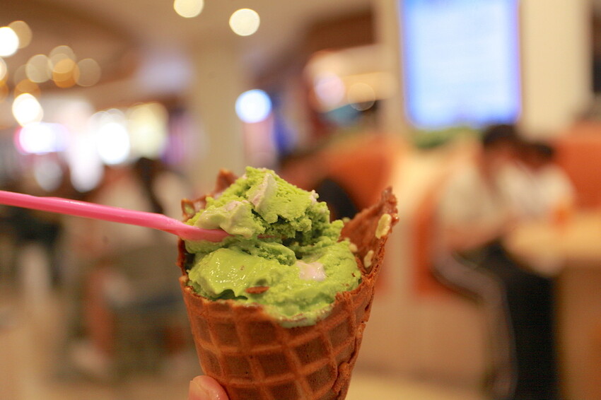 高雄市前鎮區吃。高雄美食｜前鎮區。「31冰淇淋 高雄SKM Park門市」30年前小高剛出社會最甜蜜的回憶，超過30種冰淇淋任