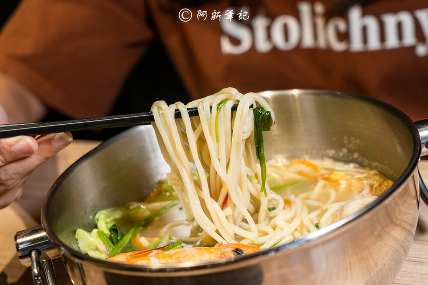 宜蘭縣員山鄉星之鍋 | 宜蘭員山魚丸米粉一條街午餐限定美食，海鮮極致鮮美爆好吃～