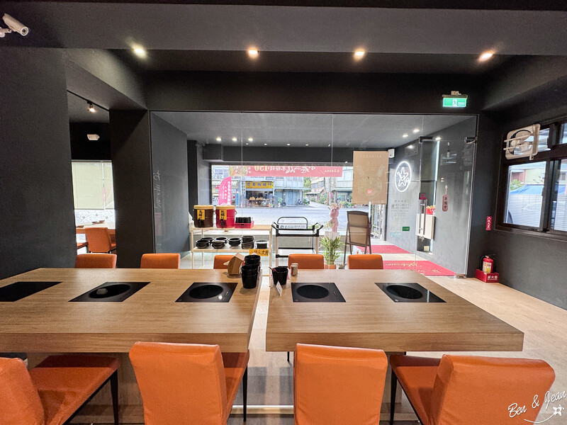 宜蘭縣員山鄉星之鍋》午餐限定現煮海鮮鍋,宜蘭鮮甜海味與得獎名店-富哥南方澳飛虎魚丸的完美結合