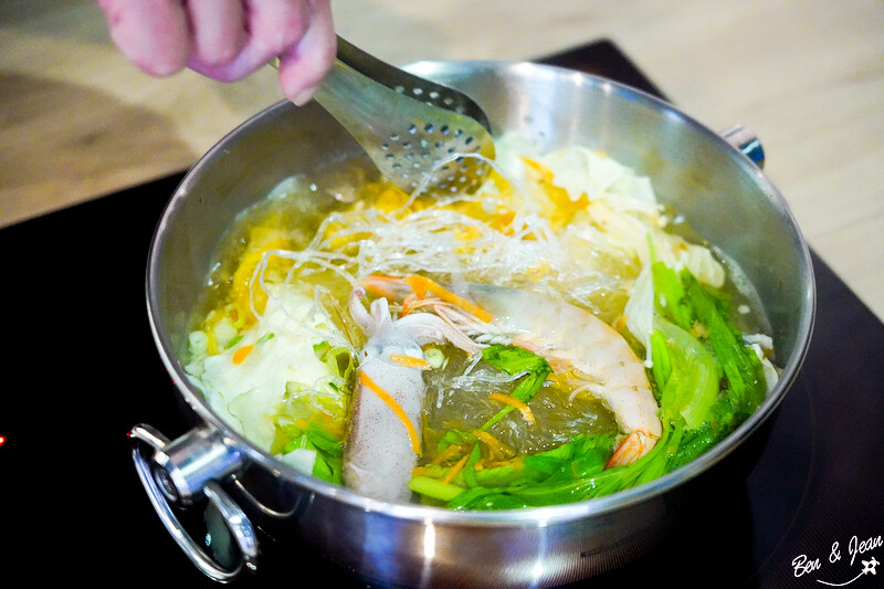 宜蘭縣員山鄉星之鍋》午餐限定現煮海鮮鍋,宜蘭鮮甜海味與得獎名店-富哥南方澳飛虎魚丸的完美結合