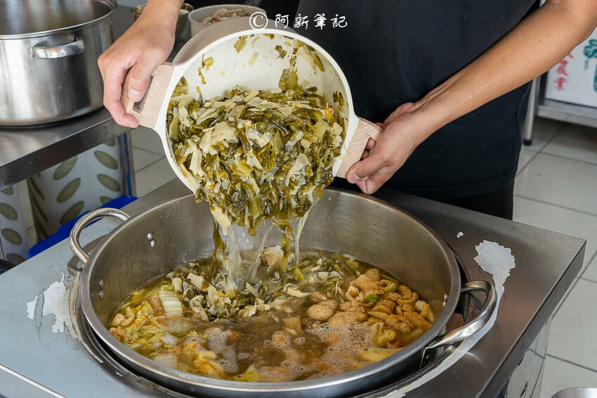 台中市太平區粿來買 | 太平這間台中美食鴨肉飯根本幌子！最強的是菜尾湯～