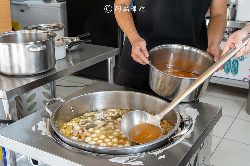 台中市太平區粿來買 | 太平這間台中美食鴨肉飯根本幌子！最強的是菜尾湯～
