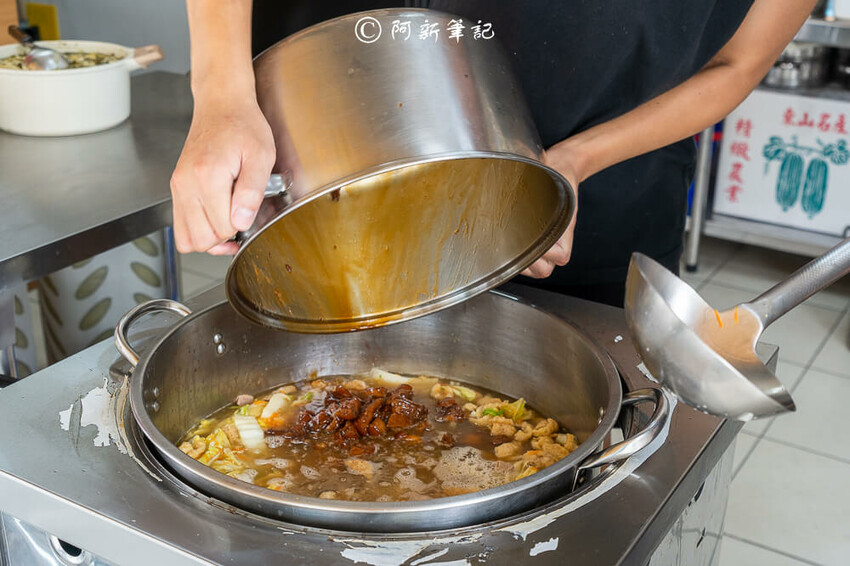 台中市太平區粿來買 | 太平這間台中美食鴨肉飯根本幌子！最強的是菜尾湯～