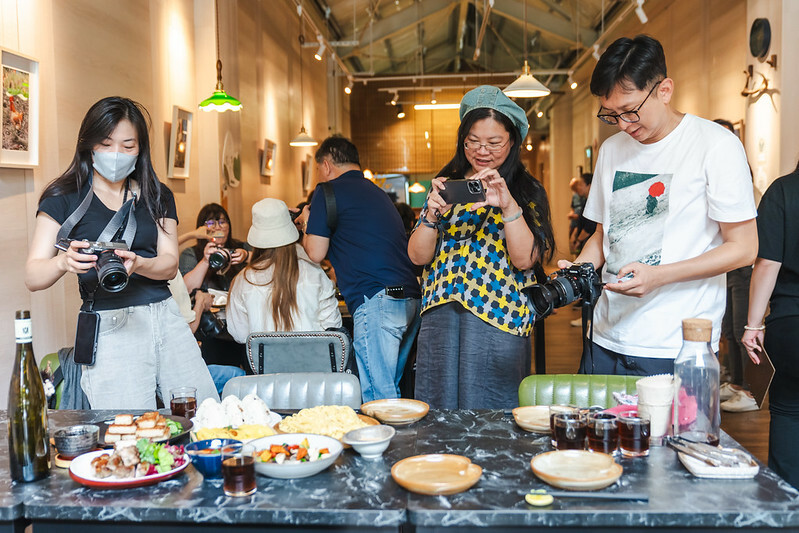 南投縣草屯鎮南投縣｜草屯鎮｜工藝行旅｜巢墩諸米餐桌計畫在文青小店「仕合廖家手作御食」完美呈現。（南投文青店/草屯