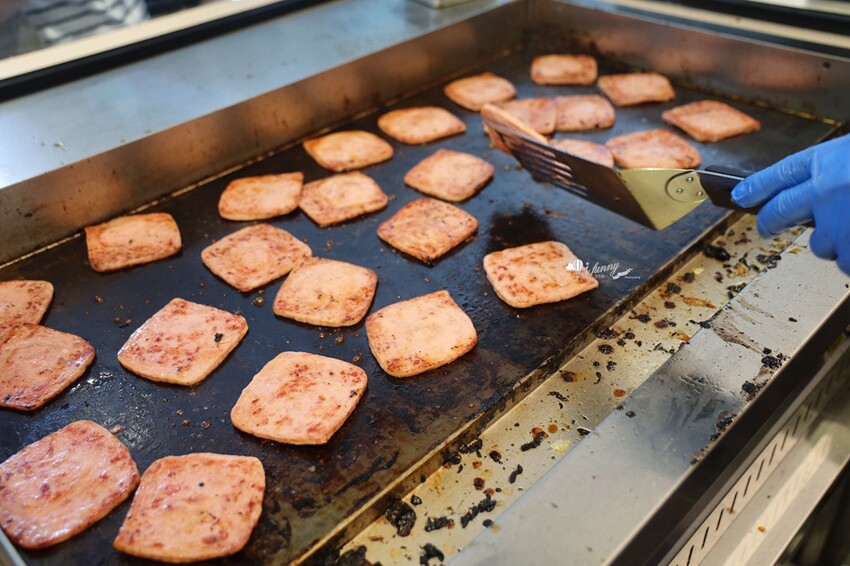 台北市中山區 京都御握丸首家海外店，起價55元日本飯丸，松江南京地區新選擇。