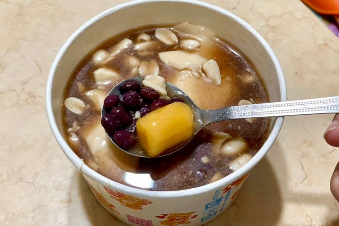 台中市西區吳記牛肉麵-店家自己做的紅麴口味牛肉