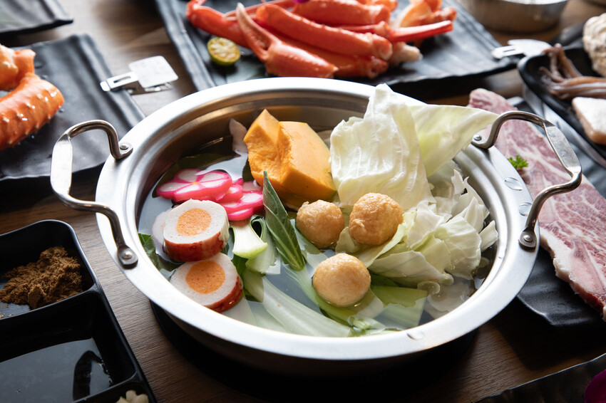 桃園千兵衛燒肉|帝王蟹燒烤吃到飽最低價,全台最狂吃到飽。