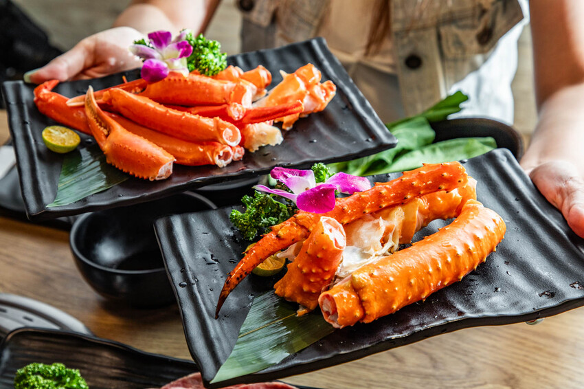 桃園千兵衛燒肉|帝王蟹燒烤吃到飽最低價,全台最狂吃到飽。