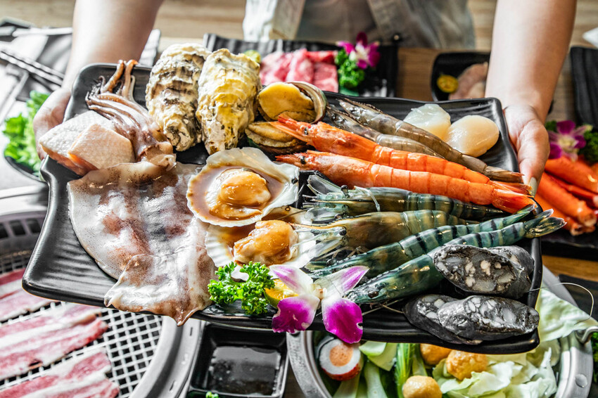 桃園千兵衛燒肉|帝王蟹燒烤吃到飽最低價,全台最狂吃到飽。