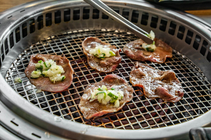 桃園千兵衛燒肉|帝王蟹燒烤吃到飽最低價,全台最狂吃到飽。