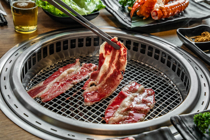 桃園千兵衛燒肉|帝王蟹燒烤吃到飽最低價,全台最狂吃到飽。