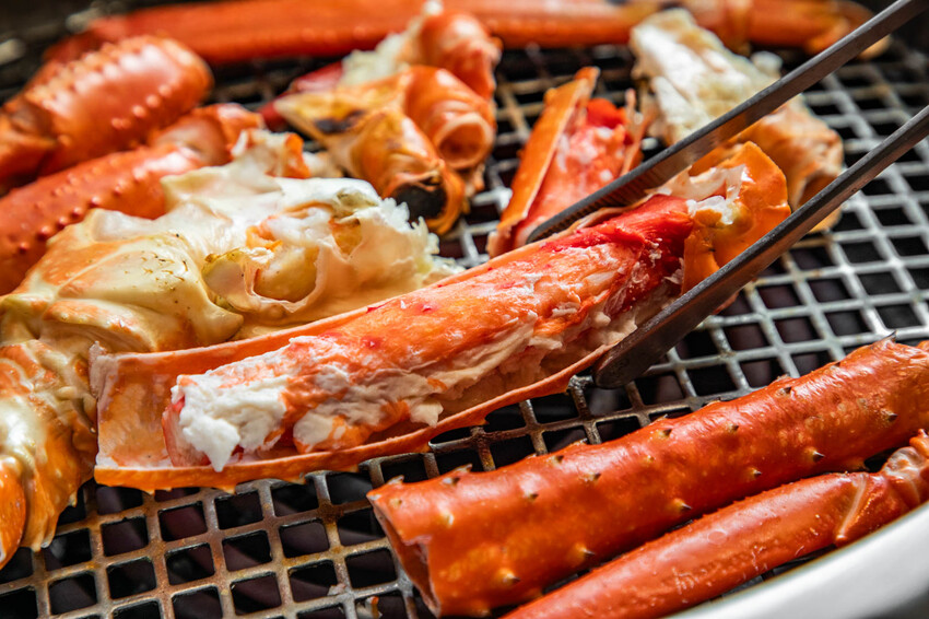 桃園千兵衛燒肉|帝王蟹燒烤吃到飽最低價,全台最狂吃到飽。