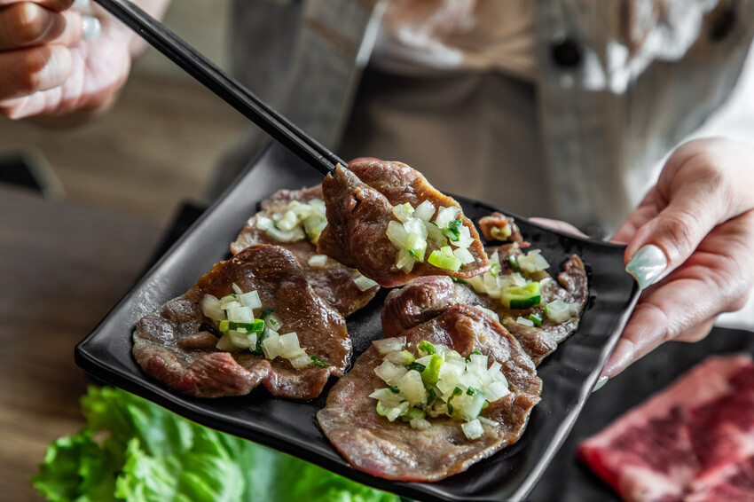 桃園千兵衛燒肉|帝王蟹燒烤吃到飽最低價,全台最狂吃到飽。