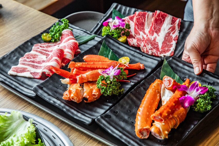 桃園千兵衛燒肉|帝王蟹燒烤吃到飽最低價,全台最狂吃到飽。