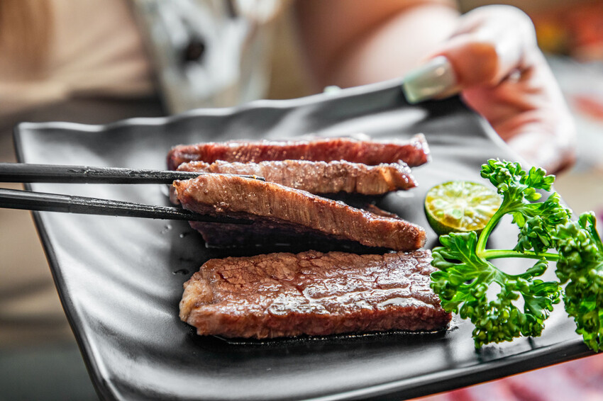 桃園千兵衛燒肉|帝王蟹燒烤吃到飽最低價,全台最狂吃到飽。