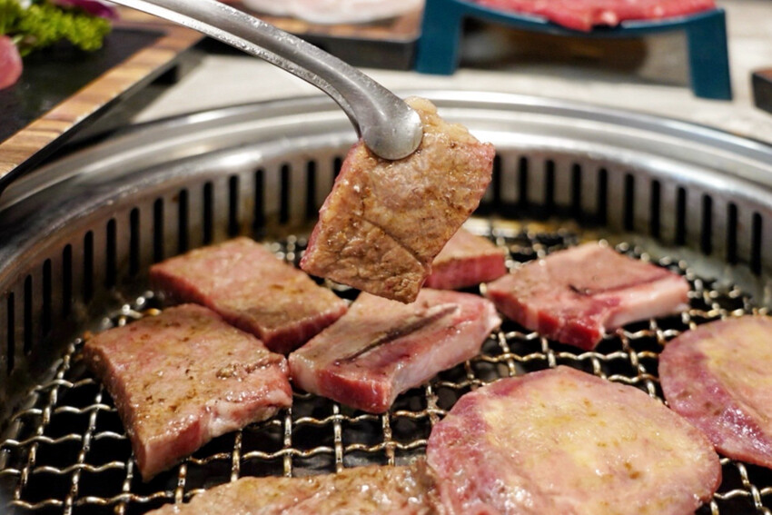 698元燒肉吃到飽!哈根達斯隨你吃! 夏季限定“帝王鱈場蟹”吃到飽好狂~日北A5和牛金磚超讚