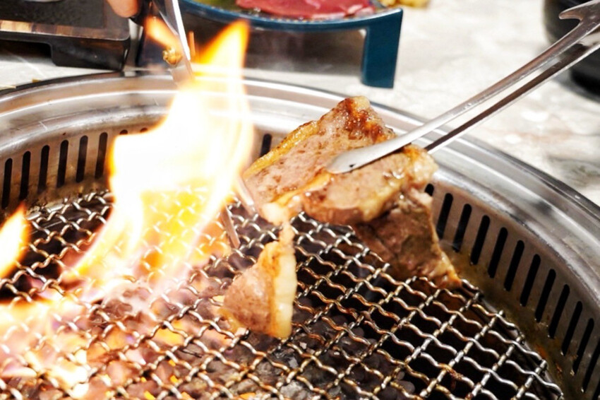 698元燒肉吃到飽!哈根達斯隨你吃! 夏季限定“帝王鱈場蟹”吃到飽好狂~日北A5和牛金磚超讚