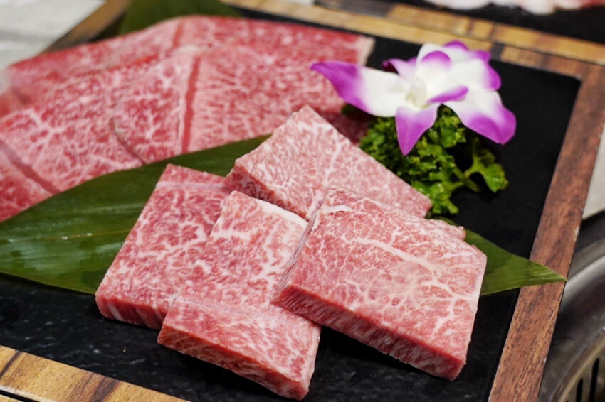 698元燒肉吃到飽!哈根達斯隨你吃! 夏季限定“帝王鱈場蟹”吃到飽好狂~日北A5和牛金磚超讚