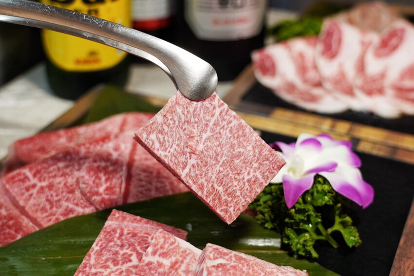 698元燒肉吃到飽!哈根達斯隨你吃! 夏季限定“帝王鱈場蟹”吃到飽好狂~日北A5和牛金磚超讚