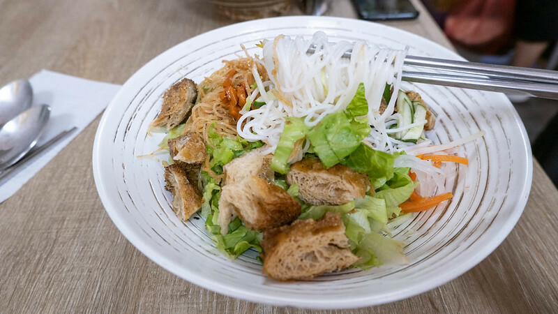 台中市清水區清水｜素食 Cơm chay Việt Nam 菩提葉-越式素食　呈現越南＂素＂民特色