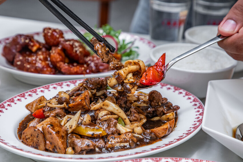 台北市信義區大吉團 Lucky Bowl｜新開幕新港式熱炒店！用餐時間人氣爆滿便宜又好吃