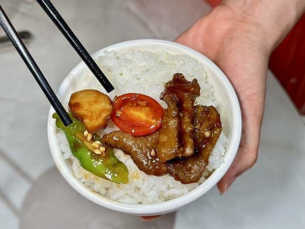 台北市信義區[信義區美食] 大吉團 Lucky Bowl 精緻熱炒 大排檔 #信義區吉祥道百貨餐廳 @蛋寶趴趴go