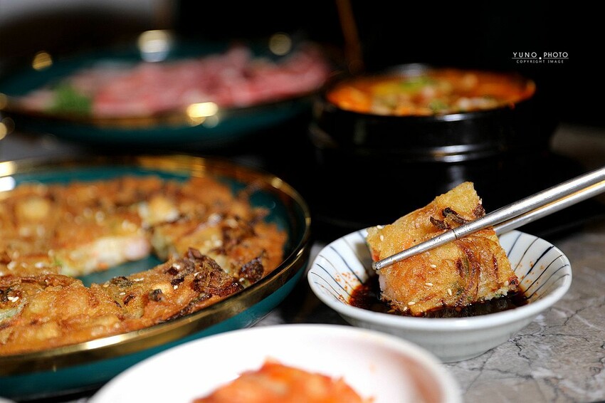 台中市西屯區韓式烤肉控看過來！多種小菜無限續 搭配道地韓式料理超享受｜燒肉春山(台中韓式燒肉推薦)