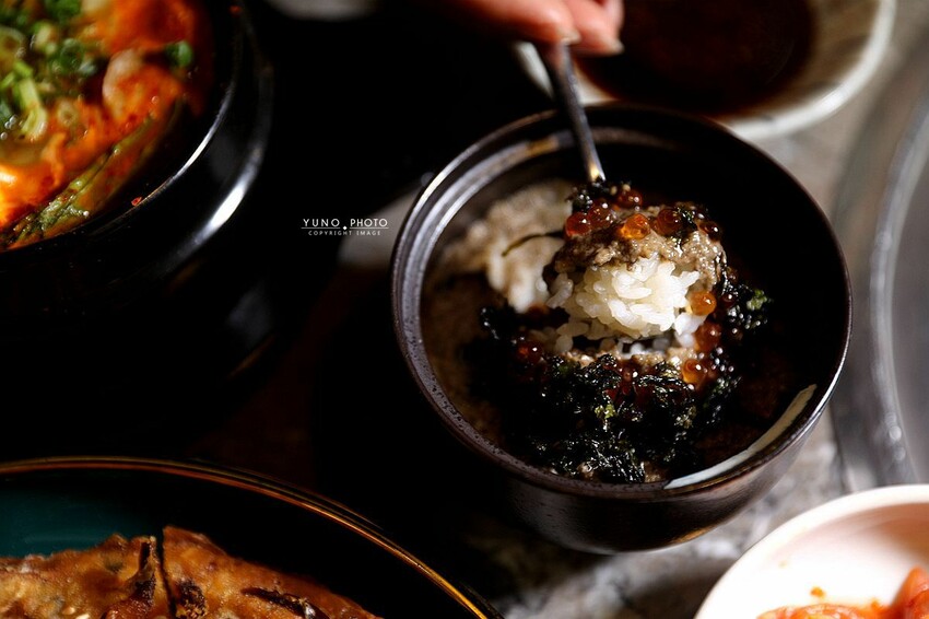 台中市西屯區韓式烤肉控看過來！多種小菜無限續 搭配道地韓式料理超享受｜燒肉春山(台中韓式燒肉推薦)