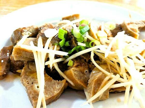 [台北小吃]內湖區文德站「民生小吃」不起眼的麵店卻有著簡單的