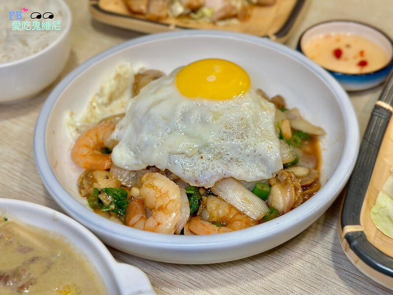 LINE_ALBUM_恰凸恰泰式料理_240608_27