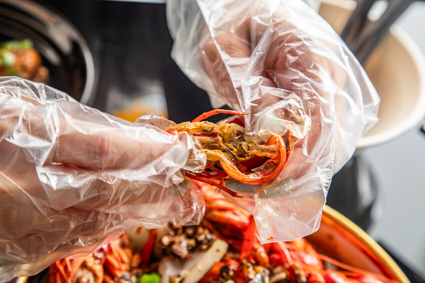 桃園市桃園區魚見你水煮魚中正店｜麻辣鮮香肉質鮮嫩！鄉民私藏不說超大尾麻辣水煮烤魚