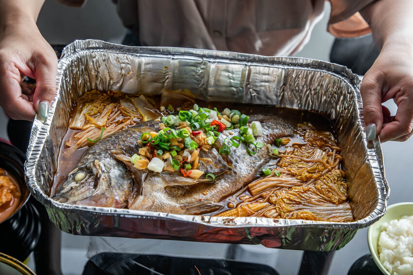 桃園市桃園區魚見你水煮魚中正店｜麻辣鮮香肉質鮮嫩！鄉民私藏不說超大尾麻辣水煮烤魚