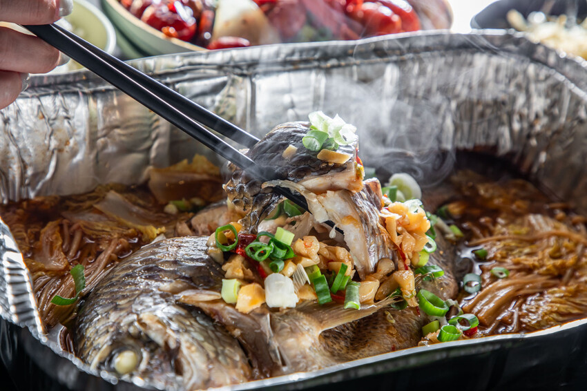 桃園市桃園區魚見你水煮魚中正店｜麻辣鮮香肉質鮮嫩！鄉民私藏不說超大尾麻辣水煮烤魚