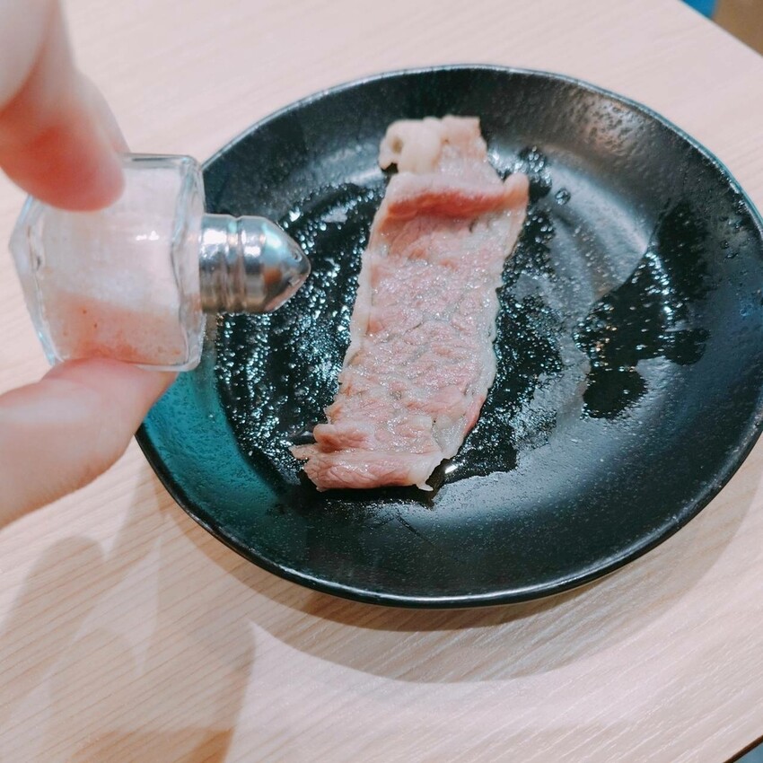 新北市中和區吃火鍋還能看水母！海牧水產鍋物四號公園店探險。