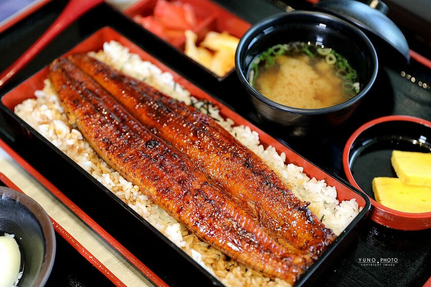 台中市梧棲區鰻魚控必吃！夢幻摩天輪、無敵海景、直火碳烤鰻魚飯一次滿足 饕客私藏｜大江戶町鰻屋-三井台中港店(台中梧