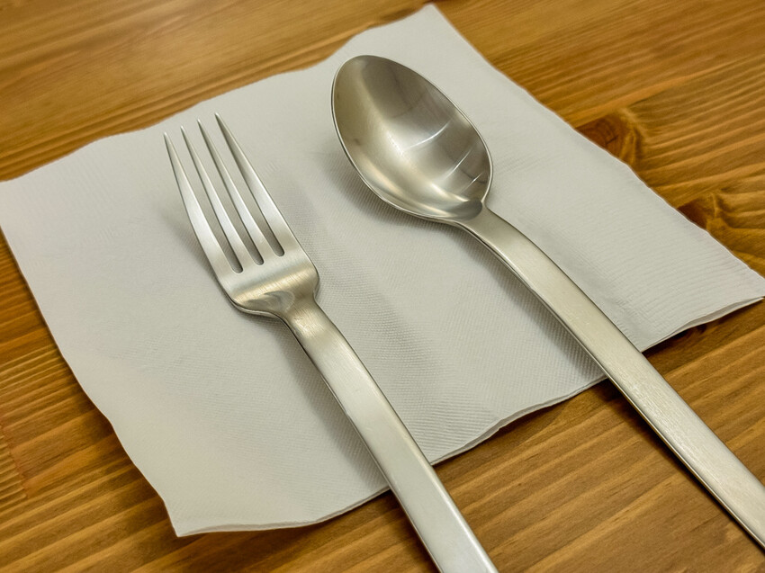 高雄市苓雅區高雄必訪！義万両洋食·咖啡：品味正宗義式料理與香濃咖啡