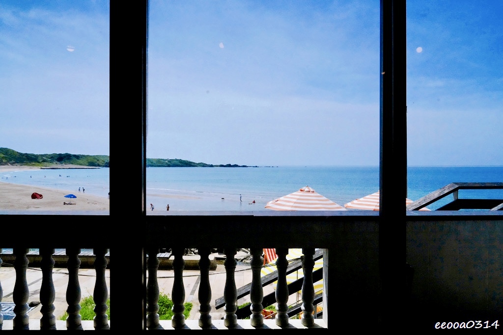 新北一日遊提案｜GRAY CAFE 咖灰喝咖啡+白沙灣看海玩