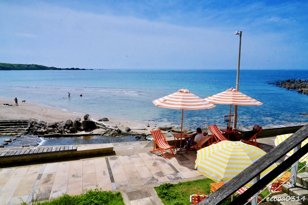 新北一日遊提案｜GRAY CAFE 咖灰喝咖啡+白沙灣看海玩