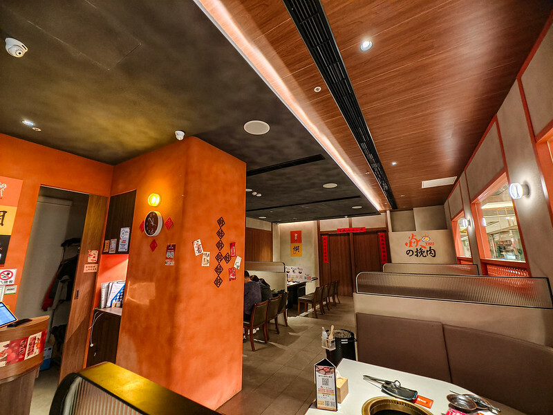 信義區A5和牛漢堡排！焱の挽肉微風信義店，平日午間三小時饕客必吃。