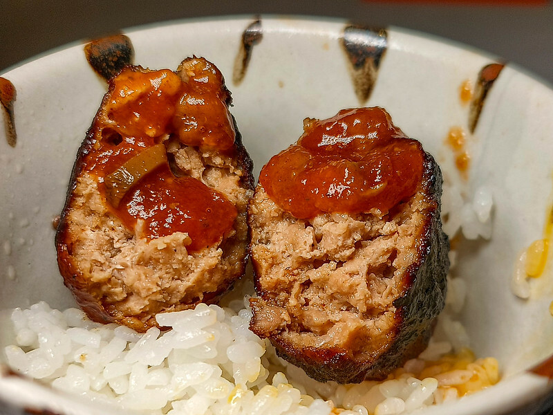 信義區A5和牛漢堡排！焱の挽肉微風信義店，平日午間三小時饕客必吃。