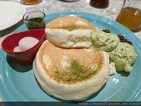 武蔵野森珈琲Diner( 遠東Garden City店)