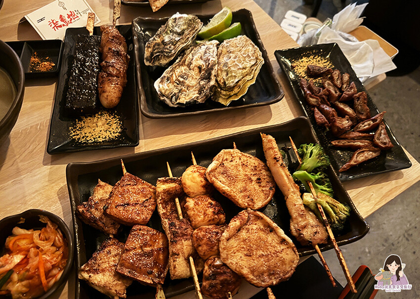 【新莊宵夜推薦】柒息地串燒居酒屋- 新莊中華附菜單，泡菜無限