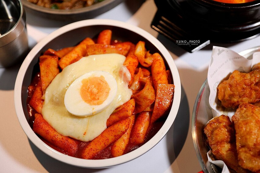 台北市中正區韓式炸雞控快衝!紐約時報評為「紐約最美味炸雞」酥脆外皮 鮮嫩多汁一吃就愛上|Bonchon Chicken 本村韓式